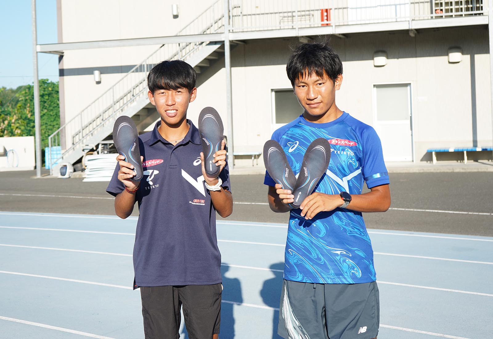 楠岡 由浩選手（左）、花井 日友雅選手（右）