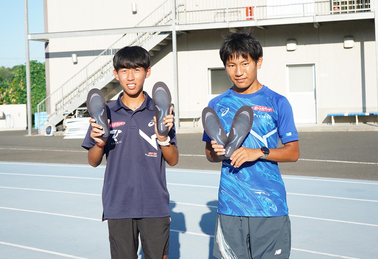 楠岡 由浩選手(左)、花井 日友雅選手(右)